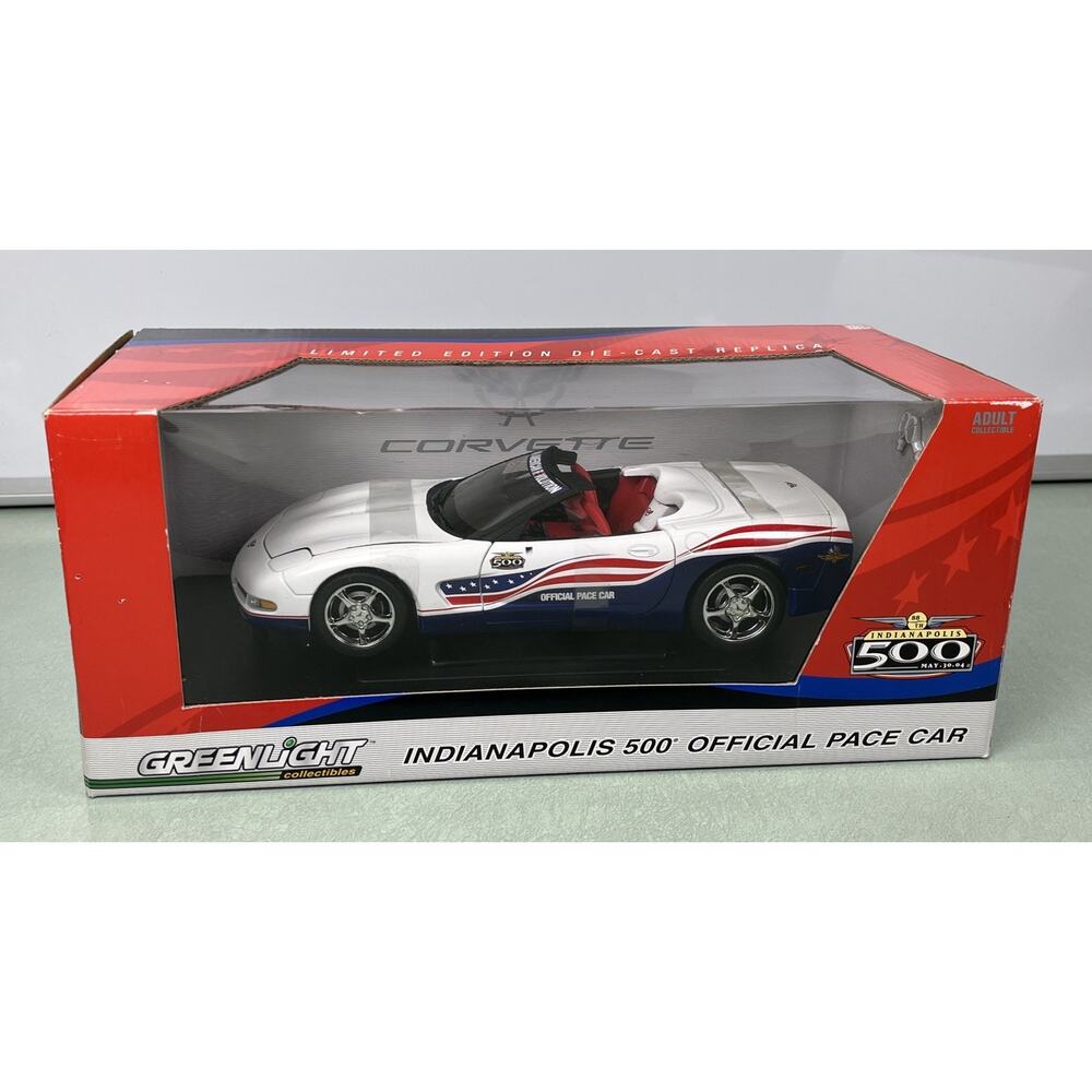 Indianapolis 500 Official Pace Car For Cast 1:18 Chevy Corvette 2004 Model Car